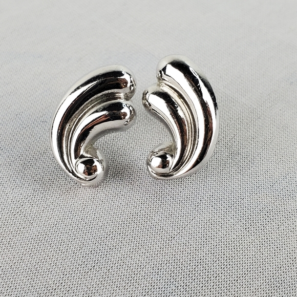 VTG Silver Tone Swirl Coro Signed Screw Back Earrings - Picture 3 of 7